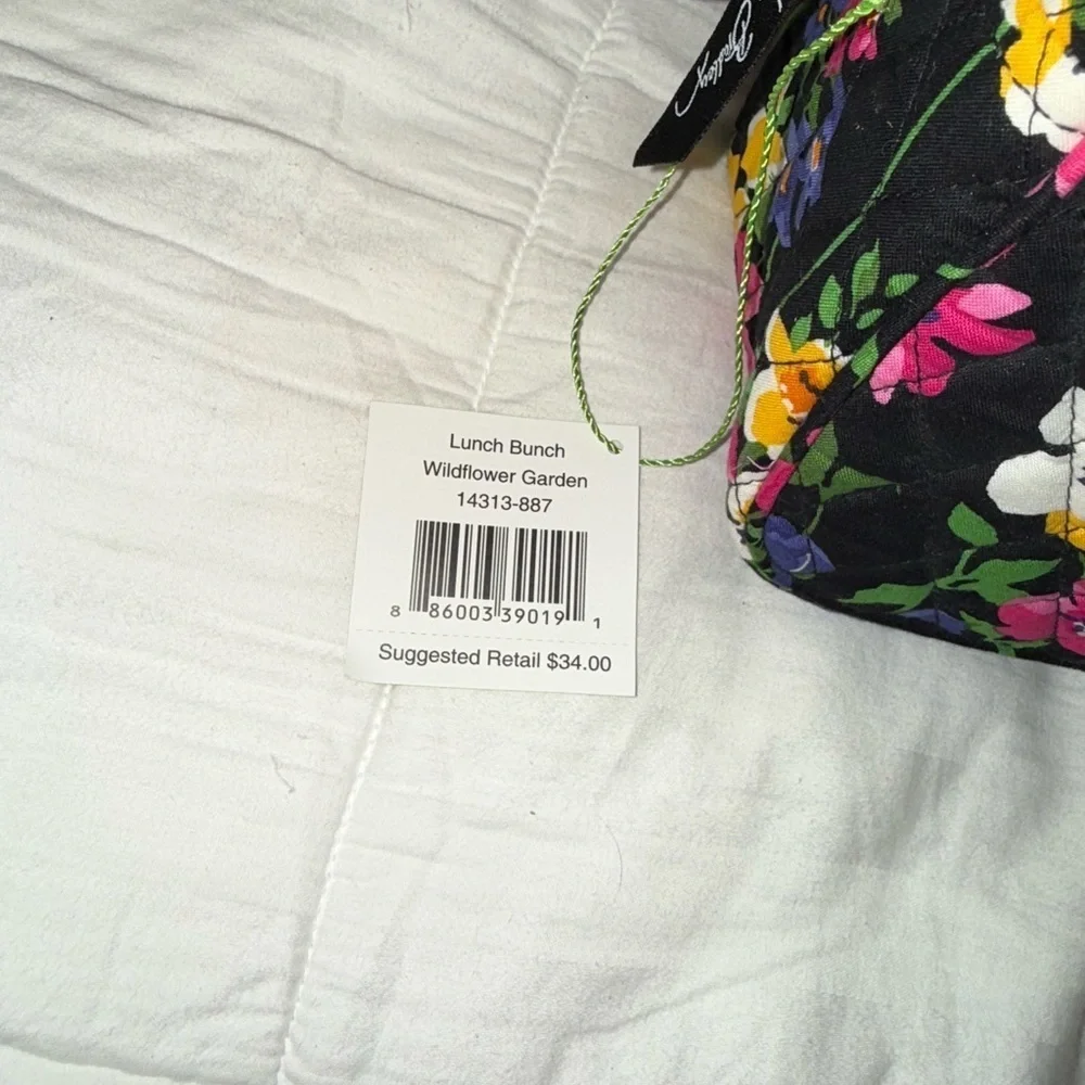 NWT Vera Bradley Floral Lunch Bag